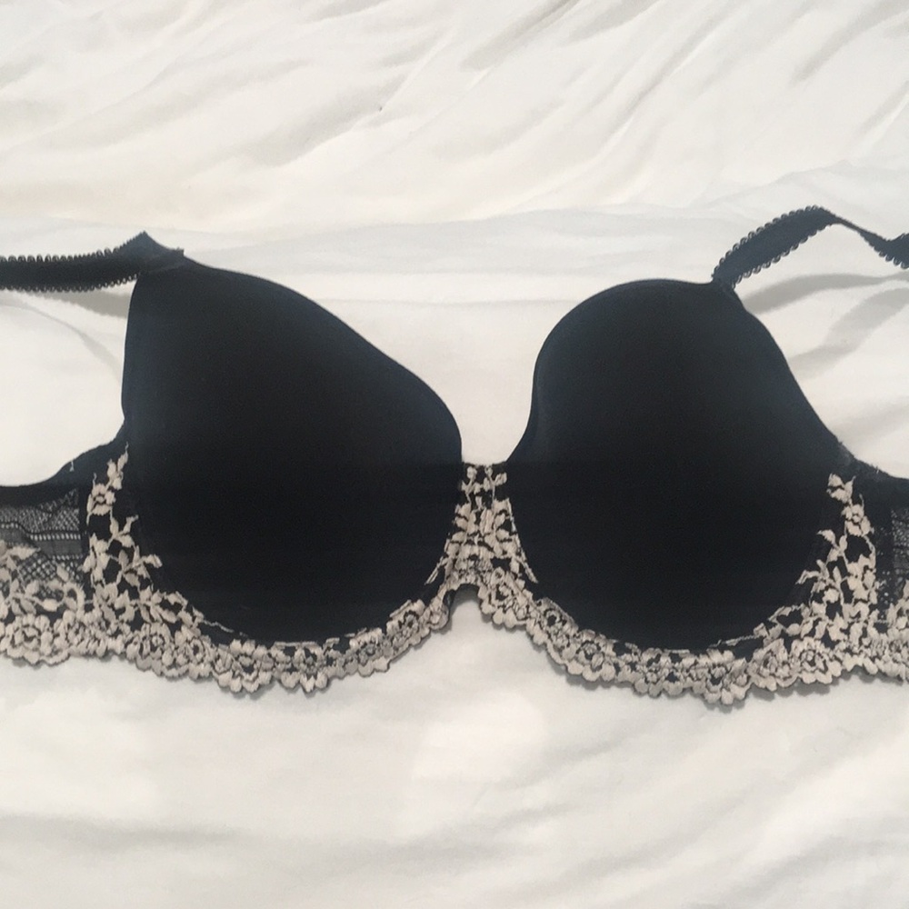Wacoal 853191 Embrace Lace T-Shirt Bra 34D